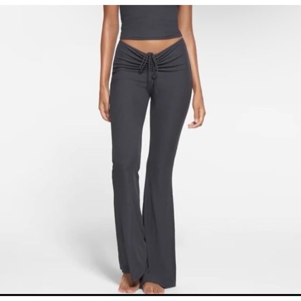 Skims Dark Grey Graphite Ribbed Knit Draw Ruched String Flare Pants Size Large